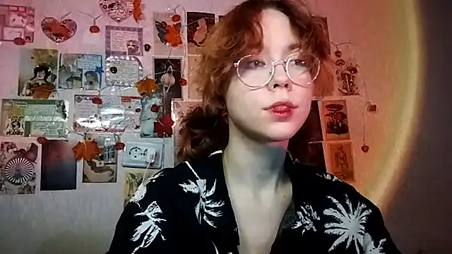 Snapshot of Ieadership chatting on 12.15.25 Ieadership online show from 12.15.25