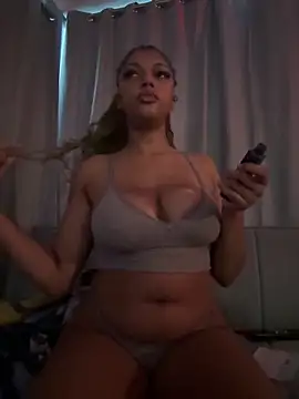 Sexxy S online show from 10.21.25