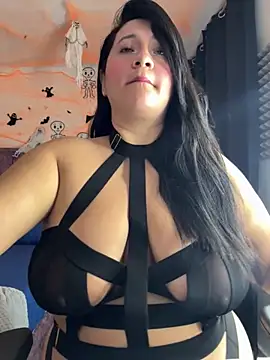 Snapshot of SamaraBlessed chatting on 10.24.25 SamaraBlessed online show from 10.24.25