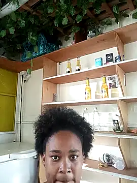 Snapshot of dahian_charlote02 chatting on 10.26.25 dahian charlote02 online show from 10.26.25