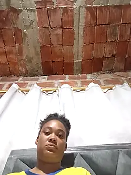 Snapshot of dahian_charlote02 chatting on 12.02.25 dahian charlote02 online show from 12.02.25