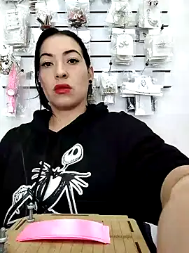 angelicroose2 online show from 11.20.25