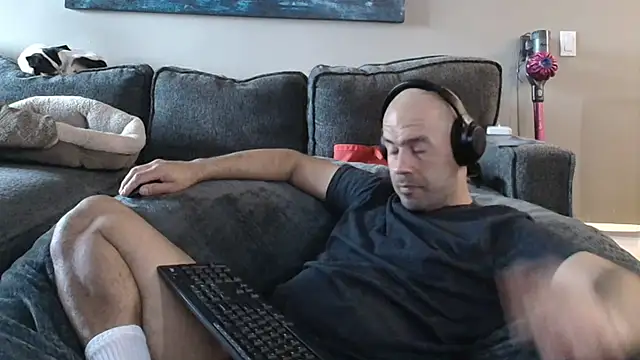 LeeCox online show from 02.04.25