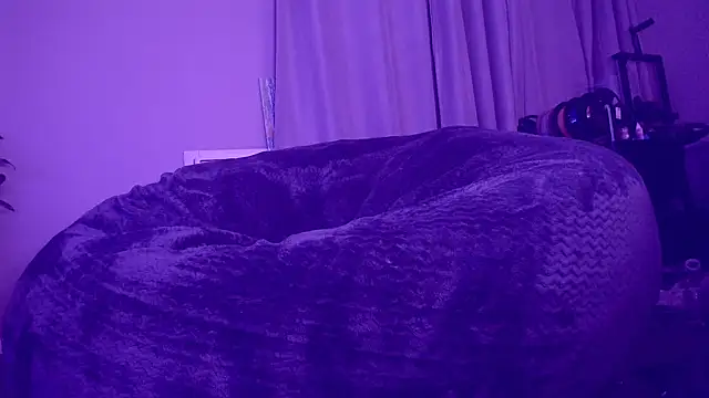 LeeCox online show from 02.11.25