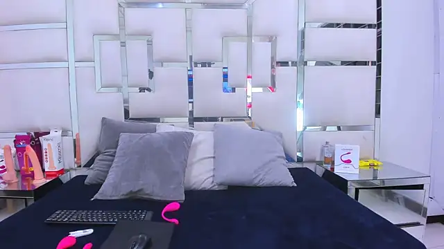 GabrielBrowm online show from 09.25.25