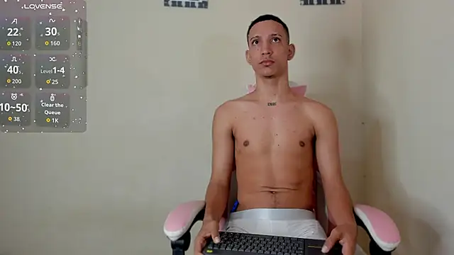 Snapshot of Richard27_ chatting on 09.27.25 Richard27 online show from 09.27.25