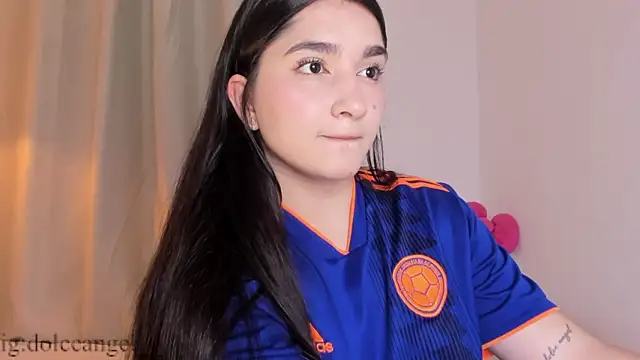 Snapshot of dulceangel__ chatting on 06.18.26 dulceangel online show from 06.18.26
