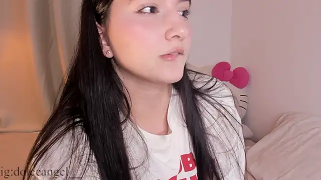 Snapshot of dulceangel__ chatting on 06.25.26 dulceangel online show from 06.25.26