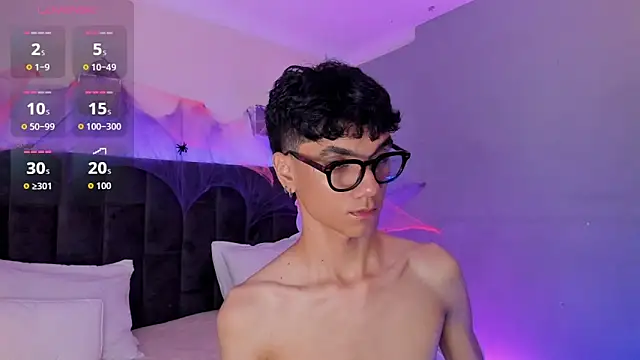 Phillicious   online show from 10.23.25