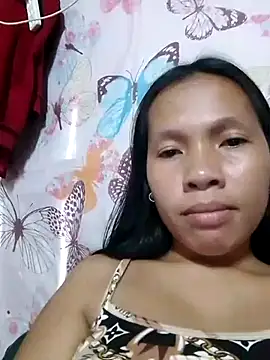 Snapshot of HotNaughtyGirl23 chatting on 11.23.25 HotNaughtyGirl23 online show from 11.23.25