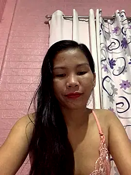 Snapshot of Cleo17 chatting on 11.17.25 Cleo17 online show from 11.17.25