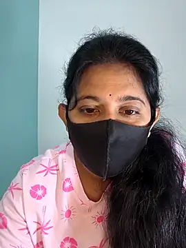 Snapshot of Your-Vedika chatting on 12.18.25 Your-Vedika online show from 12.18.25