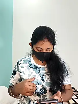 Snapshot of Your-Vedika chatting on 12.22.25 Your-Vedika online show from 12.22.25