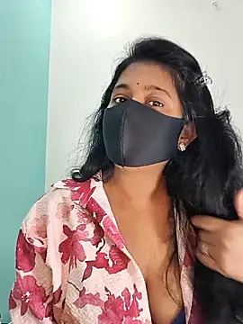 Snapshot of Your-Vedika chatting on 02.05.26 Your-Vedika online show from 02.05.26