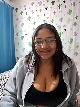 Avannay online show from 09.13.25