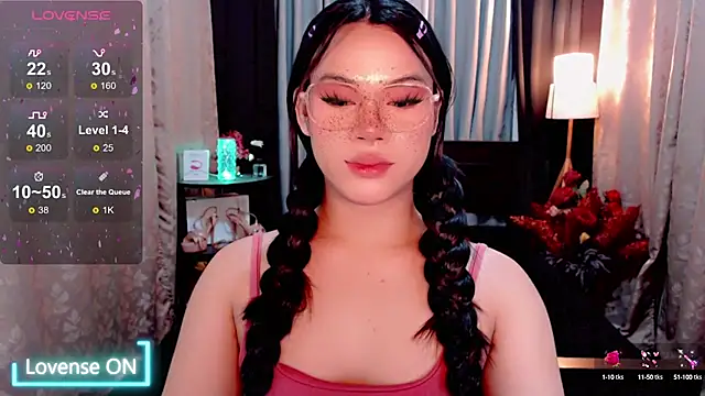 Snapshot of IamRaeganDolls69 chatting on 09.14.25 IamRaeganDolls69 online show from 09.14.25