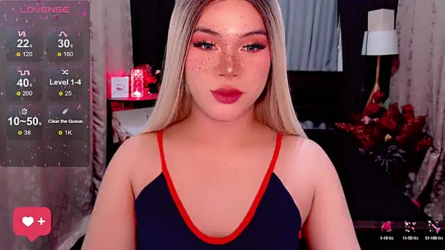 Snapshot of IamRaeganDolls69 chatting on 09.23.25 IamRaeganDolls69 online show from 09.23.25