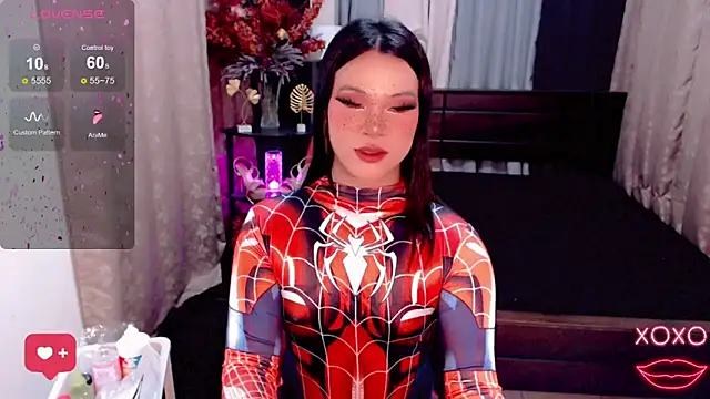 Snapshot of IamRaeganDolls69 chatting on 10.27.25 IamRaeganDolls69 online show from 10.27.25