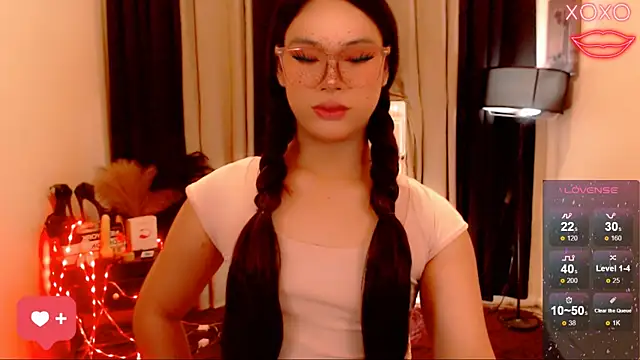 Snapshot of IamRaeganDolls69 chatting on 11.05.25 IamRaeganDolls69 online show from 11.05.25