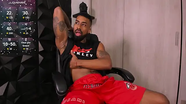 OstinDaniels online show from 12.13.25