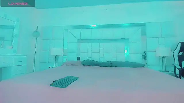 Britany montiel online show from 01.10.26