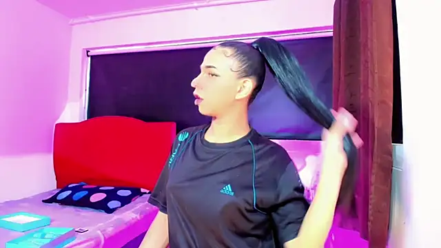 Britany montiel online show from 04.17.26