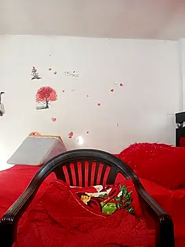 Lady 16 online show from 10.26.25