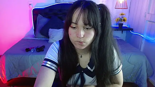 Eymmy 24 online show from 09.20.25