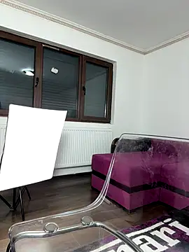 Snapshot of MiaKiittyy chatting on 11.01.25 MiaKiittyy online show from 11.01.25