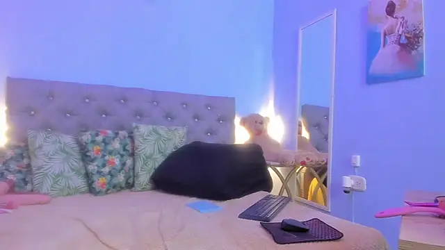 neferet opal online show from 11.22.25