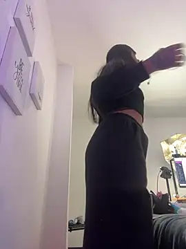 Aleja ruizz online show from 10.30.25