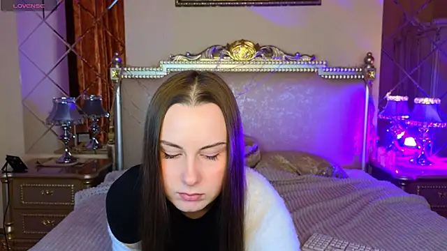 Kelly Cartier online show from 01.13.26