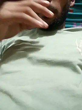 Snapshot of mayur_raaje chatting on 06.08.26 mayur raaje online show from 06.08.26