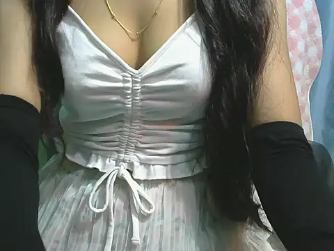 Snapshot of sheetal-sheetal95 chatting on 10.08.25 sheetal-sheetal95 online show from 10.08.25