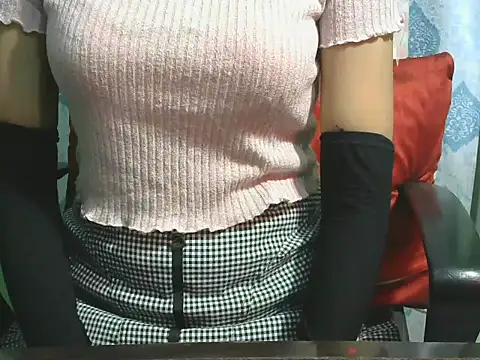 Snapshot of sheetal-sheetal95 chatting on 11.09.25 sheetal-sheetal95 online show from 11.09.25