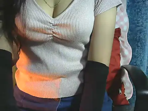 Snapshot of sheetal-sheetal95 chatting on 11.29.25 sheetal-sheetal95 online show from 11.29.25