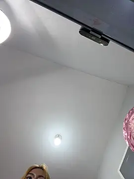 MissSexyDork77 online show from 10.13.25