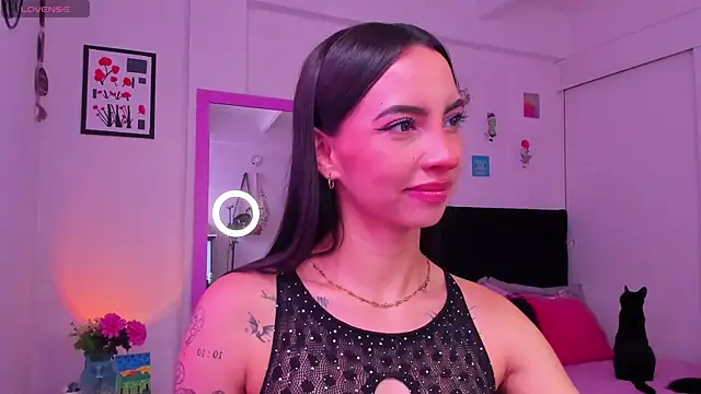 Snapshot of Aryane_art_ chatting on 02.13.26 Aryane art online show from 02.13.26