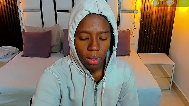  emma willliams  online show from 12.15.25