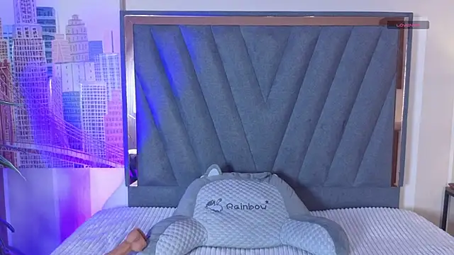 VelvetFox  online show from 03.04.26