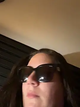 Snapshot of melanie75020 chatting on 03.03.26 melanie75020 online show from 03.03.26