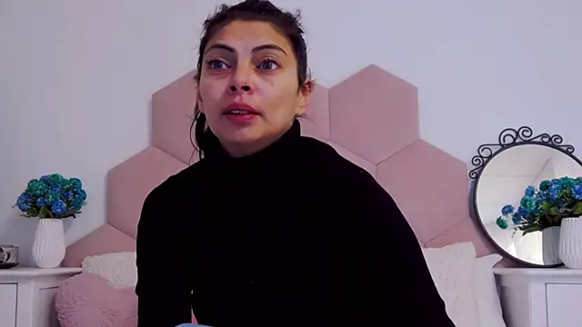 Snapshot of LadyLiia chatting on 01.07.25 LadyLiia online show from 01.07.25