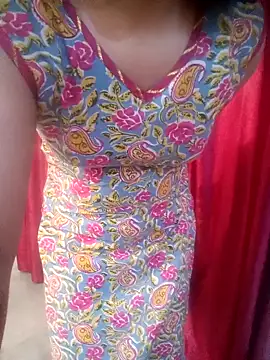 Snapshot of Anamika-singhania chatting on 10.13.25 Anamika-singhania online show from 10.13.25