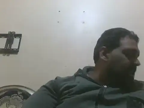 elpoop7305 online show from 04.18.26