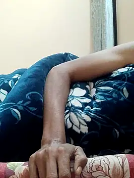 INTERNATIONAL0001 online show from 11.15.25