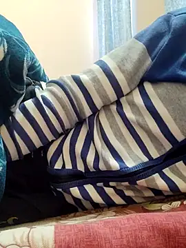 INTERNATIONAL0001 online show from 12.17.25