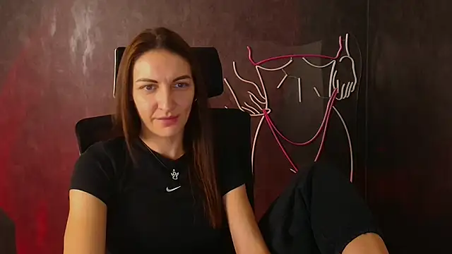 Snapshot of Aurora_Loveu chatting on 10.12.25 Aurora Loveu online show from 10.12.25
