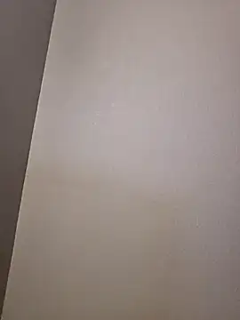 xHelloKitty online show from 09.09.25