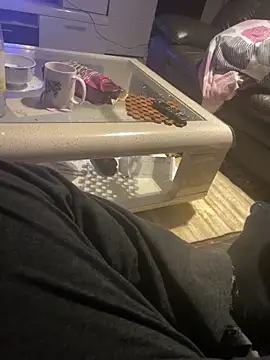 Snapshot of geilheit12 chatting on 11.02.25 geilheit12 online show from 11.02.25