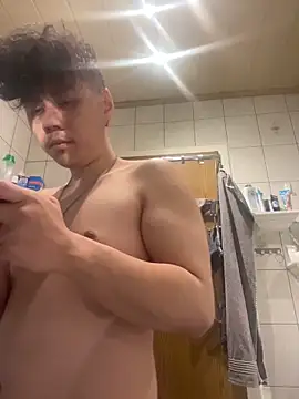 Kingpowerlittel online show from 02.25.26